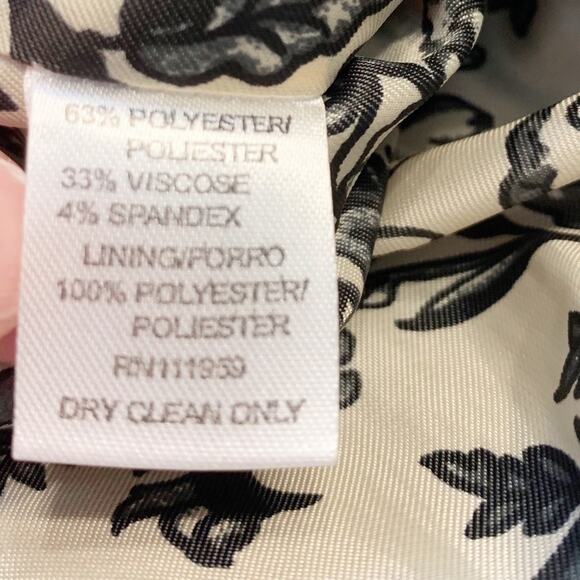 Atelier Flounce Hem Herringbone Pencil Skirt - Picture 6 of 6